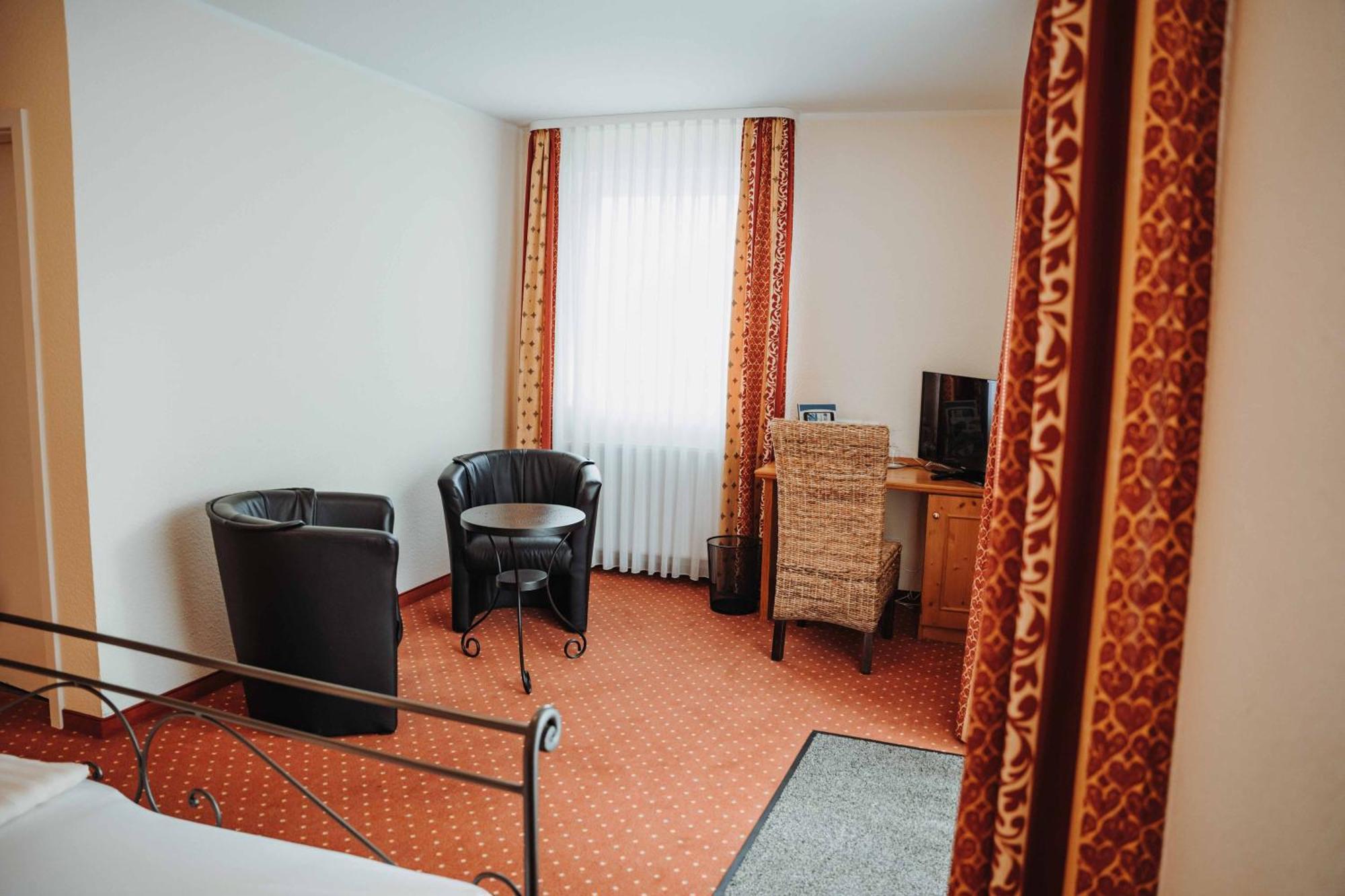 Hotel Am Wallgraben Brilon Ruang foto