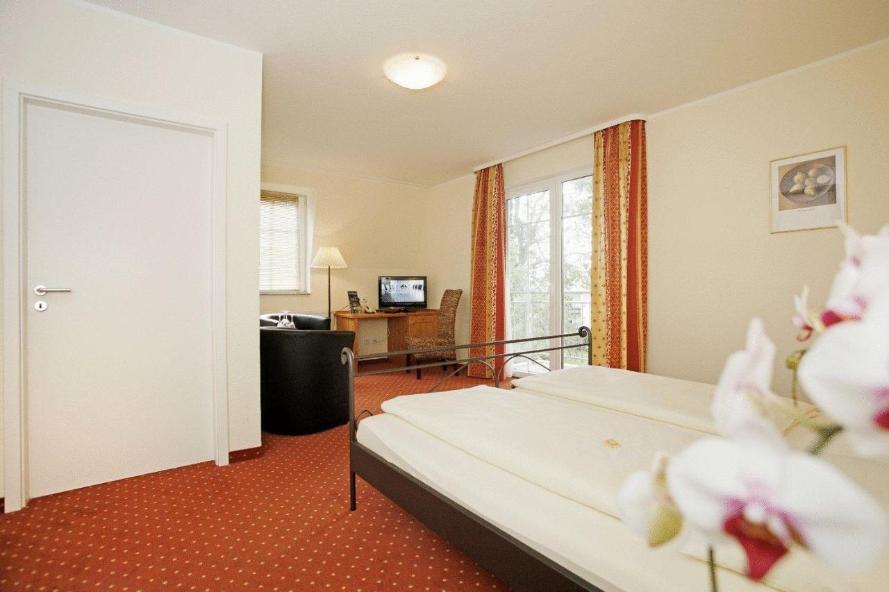 Hotel Am Wallgraben Brilon Ruang foto