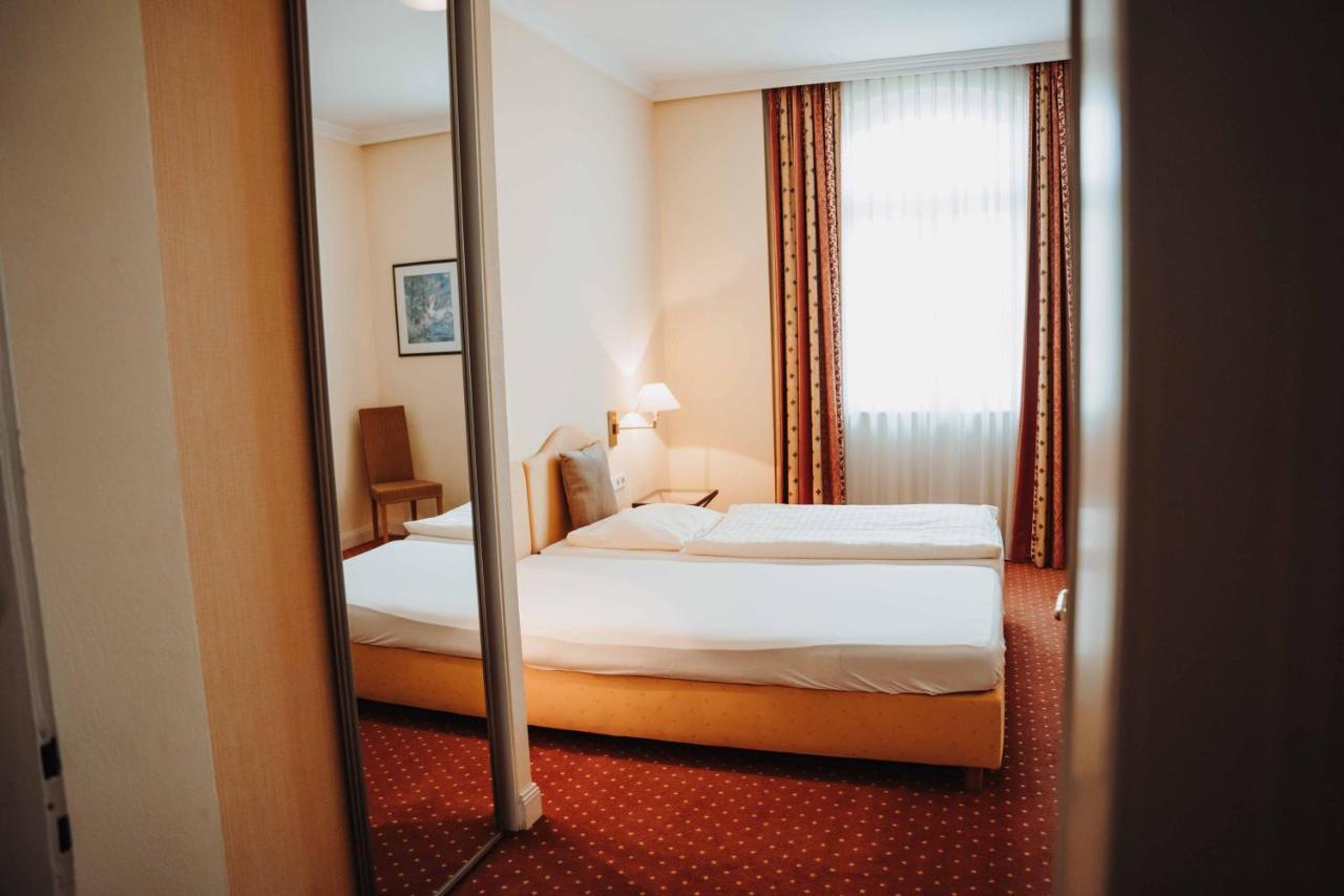 Hotel Am Wallgraben Brilon Ruang foto