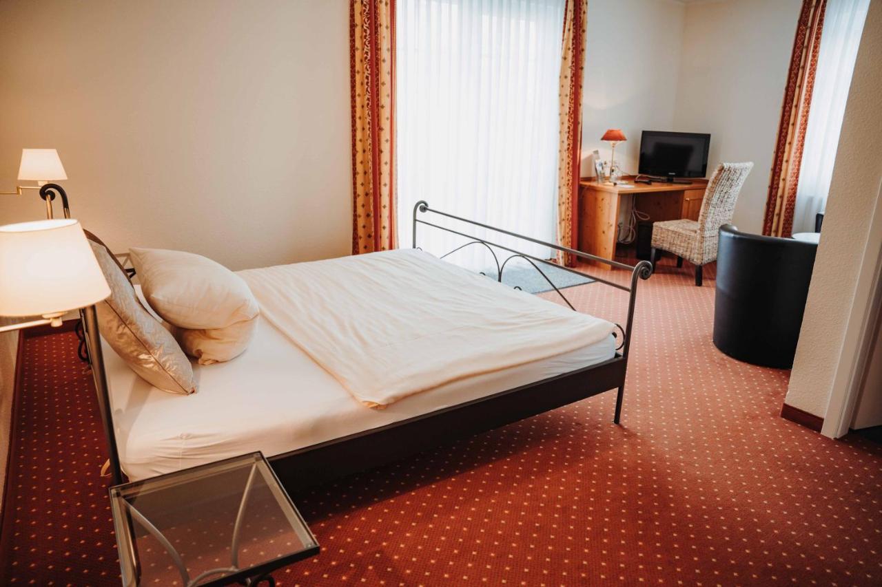 Hotel Am Wallgraben Brilon Bagian luar foto