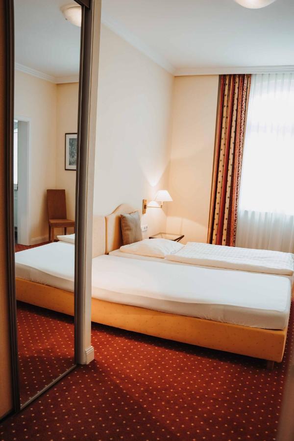 Hotel Am Wallgraben Brilon Bagian luar foto