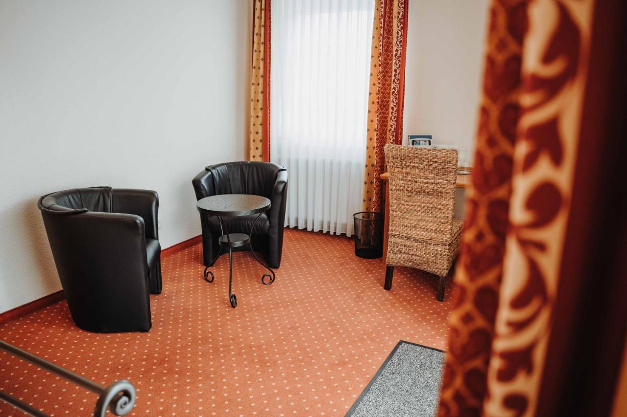 Hotel Am Wallgraben Brilon Ruang foto