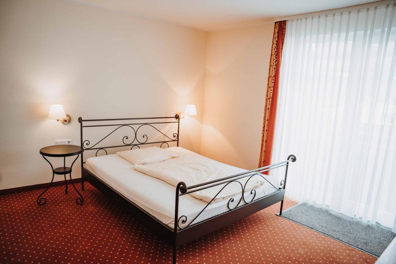 Hotel Am Wallgraben Brilon Bagian luar foto